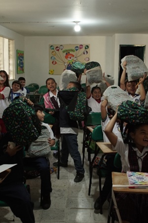 EPM y la central Hidroituango entregan kits escolares a más de 17 mil niños